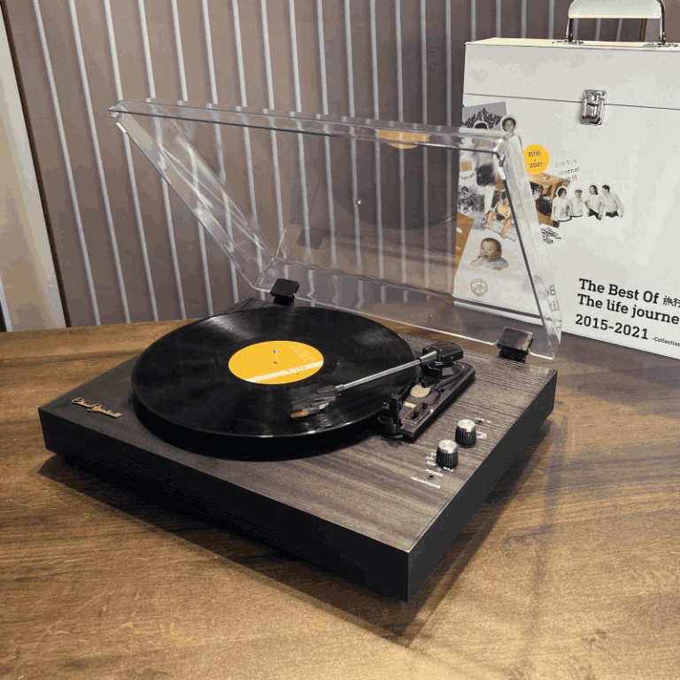 Hi-Fi high-end vinyl record player