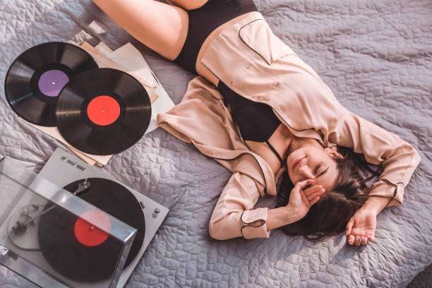Do vinyl record players cause "listening fatigue"?